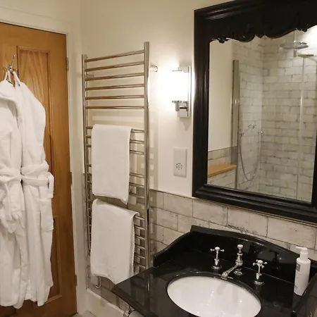 Oda ve Kahvaltı Heather Glen