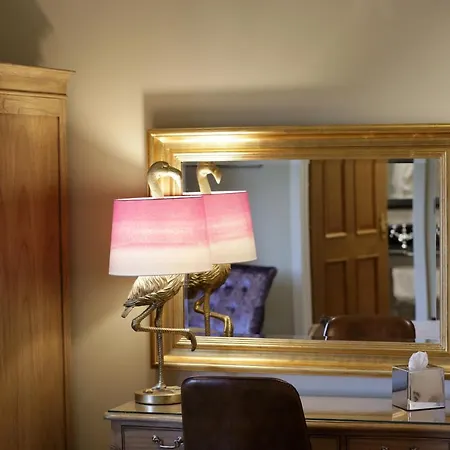 Heather Glen Ainstable