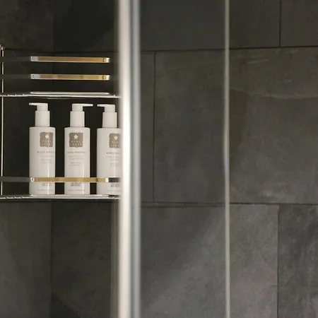 Oda ve Kahvaltı Heather Glen Ainstable